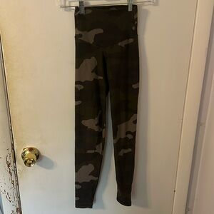 Dark Camo Leggings